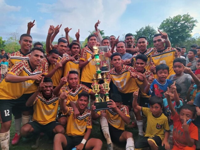 Jan Piter Windy Siap Maju di Pemilihan Ketua Askab PSSI Kabupaten Kupang. Foto. FB JPW.