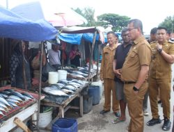Pastikan Harga Pangan Stabil Jelang IdulFitri Bupati Kupang Sidak Pasar
