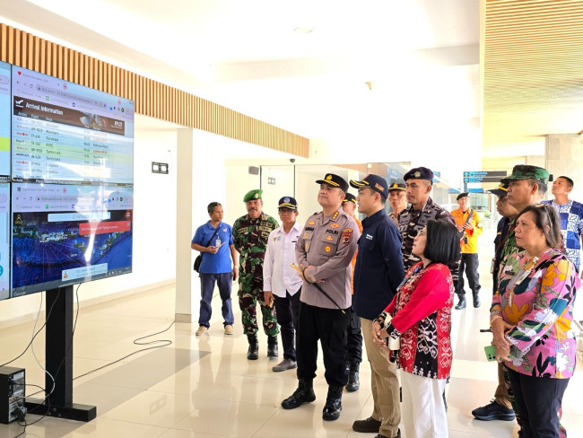 Foto. Prediksi Lonjakan Arus Mudik Lebaran 2025 Meningkat, Bandara El Tari Kupang Tingkatkan Kesiapan.