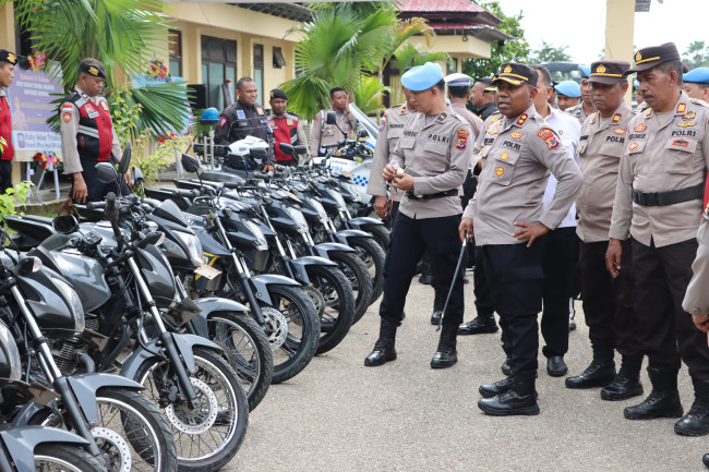 Foto. Hari Pertama Bertugas, Kapolres Kupang Langsung Sidak Kendaraan Dinas.