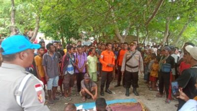 Foto. Seorang Pemuda Terseret Ombak di Pantai Oetune, Ditemukan Meninggal Dunia.