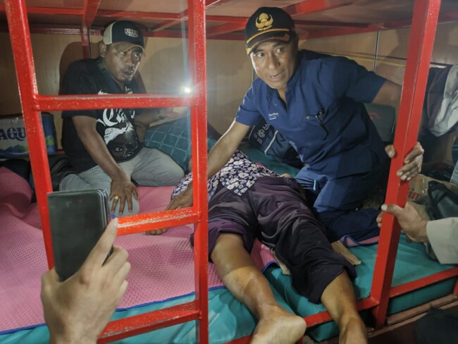 Penumpang KM Sabuk Nusantara 28 Meninggal Dunia Usai Terjatuh di Kamar Mandi Kapal. Foto. Polsek Naikliu.
