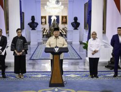 ASN Full Senyum! Presiden Prabowo Resmi Umumkan Pemberian THR dan Gaji ke-13