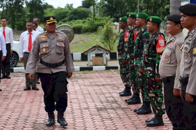 Foto. Apel gelar pasukan Operasi Ketupat Turangga 2025 di Polres Kupang.