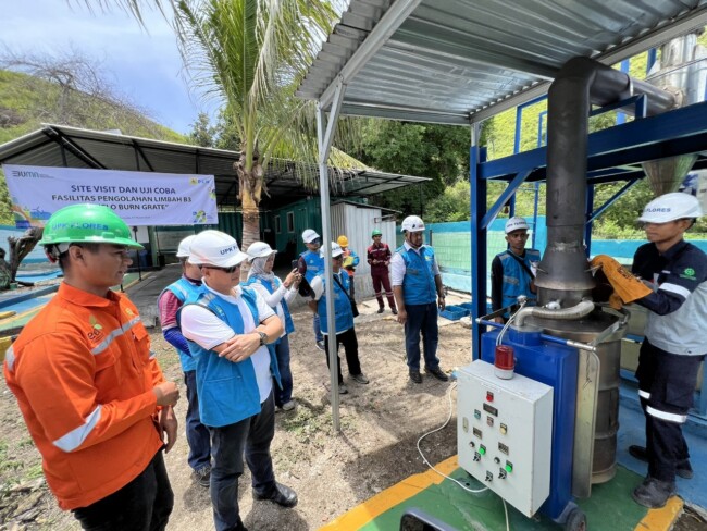 Foto. PLTD Komodo Uji Coba Insinerator Ramah Lingkungan untuk Pengelolaan Berkelanjutan.