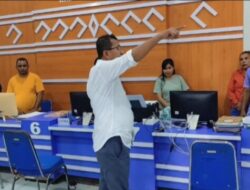 Bupati Kupang Ngamuk di Disdukcapil: Bongkar Praktik Calo, Ribuan NIK KTP  Warga Invalid