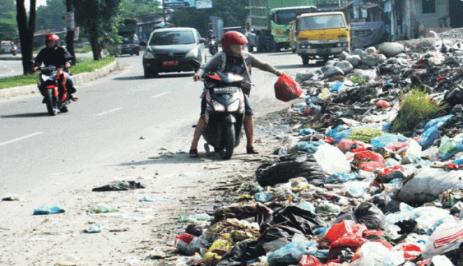 Pemkot Kupang Tak Main-Main! Denda, Kerja Sosial, hingga CCTV Siap Cegat Pembuang Sampah Liar.