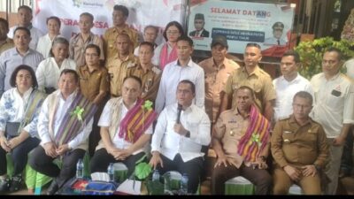 Foto. Menteri Koperasi RI bersama Gubernur NTT, Wakil Gubernur, dan Bupati Kupang saat kunjungan ke Koperasi Merah Putih Desa Penfui Timur.