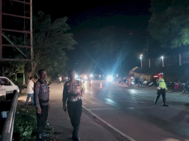Misa Kamis Putih di Kabupaten Kupang: Sinergi TNI-Polri Jaga Sakralitas Ibadah.