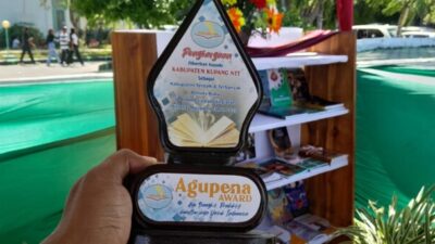 Dari Oelamasi untuk Indonesia: Kiprah Guru Penulis Kabupaten Kupang di Panggung Literasi Nasional.