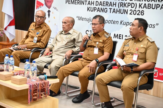 Bupati Yos Lede membuka Musrenbang RPJMD 2025–2029 di Kabupaten Kupang.