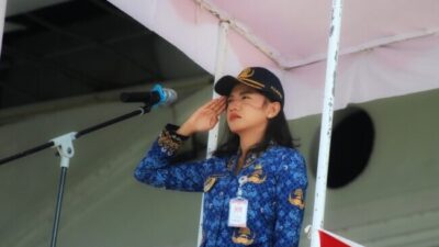 Wabup Kupang, Aurum O. Titu Eki, pimpin upacara Harkitnas 2025 dengan pesan kuat dari Menkominfo Meutya Havid. Seruan kebangkitan berkelanjutan digaungkan demi Indonesia yang lebih adil dan berpihak pada rakyat.