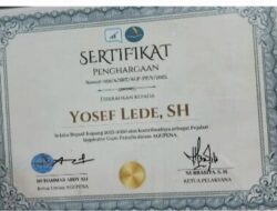 Yosef Lede Raih Penghargaan Pejabat Inspirator Guru Penulis: Kupang Menuju Provinsi Literasi Terbaik