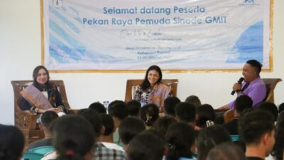 Pekan Raya Pemuda GMIT 2025, Aurum Titu Eki dan Serena Francis Ajak Anak Muda Jadi Pemimpin yang Berdampak 8 Pekan Raya Pemuda GMIT 2025, Aurum Titu Eki dan Serena Francis Ajak Anak Muda Jadi Pemimpin yang Berdampak.