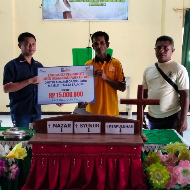 Perjalanan Ekstrem Tak Surutkan Semangat! Bank NTT Salurkan CSR untuk Pembangunan Pagar GMIT Betel Saukibe.